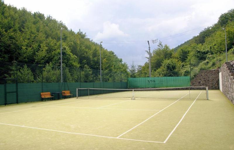 Penzion Mladost Remata Raztocno Luaran gambar